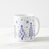 Christmas Tree in Snow Blue and White Inky Doodles Kaffeetasse (VorderseiteRechts)