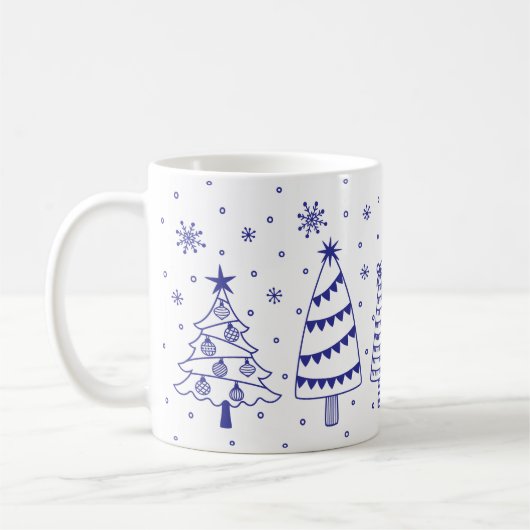 Christmas Tree in Snow Blue and White Inky Doodles Kaffeetasse (Links)