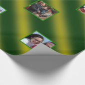 Christmas Wavy Muster Gold & Green 8 Fotos Geschenkpapier (Ecke)
