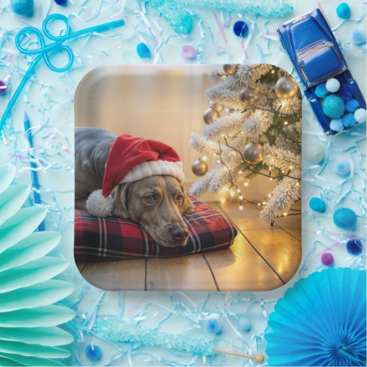 Christmas Weimaraner Dog By a Tree Pappteller (Party)
