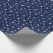 Christmas White Snowflakes Themed Packaging Black Geschenkpapier (Ecke)