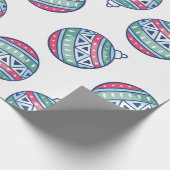 Christmas Wrapping Paper with Colorful Ornaments Geschenkpapier (Ecke)