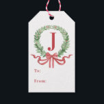 Christmas Wreath Monogram Geschenkanhänger<br><div class="desc">Dieses Weihnachtsgeschenk-Tag hat ein prächtiges,  großtausendjähriges Design mit einem Weihnachtskranz mit einem Monogramm Brief in der Mitte. Im Text steht "to: from:" Sie können mit Ihrem Initial personalisieren.</div>