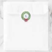 Christmas Wreath Red Ribbon Monogram Umschlag Aufk Runder Aufkleber (Tasche)