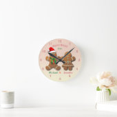 Christmassy Gingerbread Man and Gingerbread Lady Runde Wanduhr (Zuhause)
