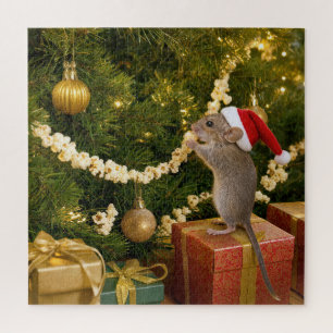 Christmaus-Maus, die Popcorn-Girlande am Baum isst Puzzle