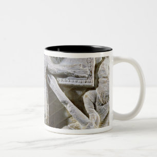 Christus auf dem Kreuz Zweifarbige Tasse