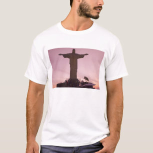 Christusstatue am Corcovado, nahe der Außenbezirke T-Shirt
