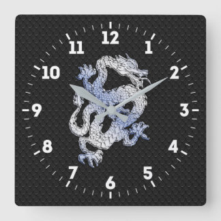 Chrom-Art-Drache im schwarzen Schlangen-Haut-Druck Quadratische Wanduhr