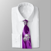 Chrom mag Schädel-und Rosen-lila laufende Flammen Krawatte (Gebunden)