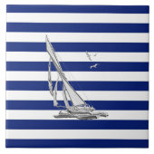 Chrom-Segeln auf Seestreifen Fliese (Vorderseite)