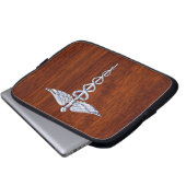Chrom wie Caduceus Medical Symbol Mahogany Print Laptopschutzhülle (Vorne Knopf)