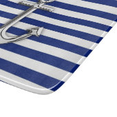 Chrome Anchor auf Navy Stripes Schneidebrett (Ecke)