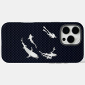 Chrome Diver mit Haien auf Kohlenstofffaser Case-Mate iPhone Hülle (Rückseite (Horizontal))