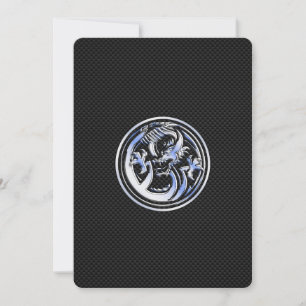Chrome Dragon Wappen auf Carbon Fibre Print