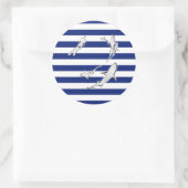 Chrome like Diver and Sharks on Nautical Stripes Runder Aufkleber (Tasche)