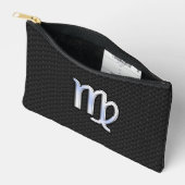 Chrome Like Virgo Zodiac Sign on Black snake skin Zubehörtasche (Offen)