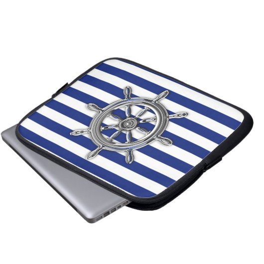 Chrome Like Wheel auf Navy Stripes Laptopschutzhülle (Vorne Knopf)