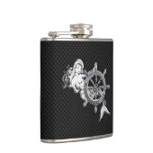 Chrome Mermaid auf Carbon Fibre Print Flachmann (Rechts)