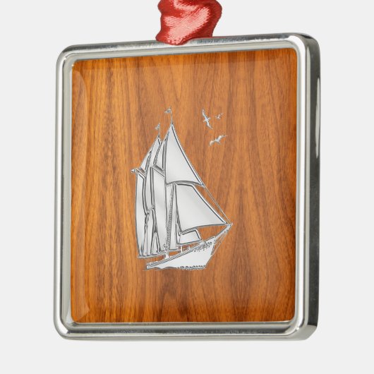 Chrome Silver wie Sailboat auf Teak Veneer Silbernes Ornament (Links)