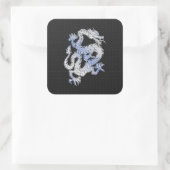 Chrome Style Dragon in Black Snake Skin Print Quadratischer Aufkleber (Tasche)