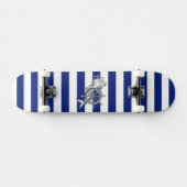 Chrome Style Mermaid auf nautischen Streifen Skateboard (Horizontal)