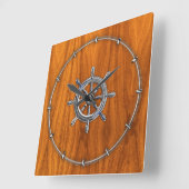 Chrome Style Nautical Wheel on Teak Veneer Quadratische Wanduhr (Winkel)
