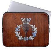 Chrome und Mahogany Wood Scottish Thistle Print Laptopschutzhülle (Vorderseite)