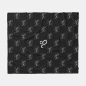 Chrome wie Leo Zodiac Sign auf Hevelius Fleecedecke (Vorderseite (Horizontal))