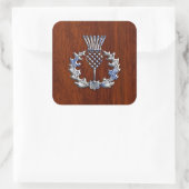 Chrome wie Mahogany Wood Grain Scottish Thistle Quadratischer Aufkleber (Tasche)