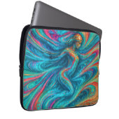 "Chromisca" - Fluid Enchantress Portrait Laptopschutzhülle (Vorne Rechts)