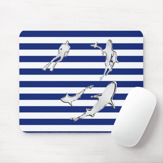Chromtaucher und Haifische Silhouetten auf Streife Mousepad (Mit Mouse)