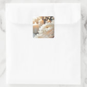 Chrysanthemum Blume und Kerzen Hochzeiten Quadratischer Aufkleber (Tasche)