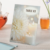 Chrysanthemum Blume und Kerzen Hochzeiten Sockelschild (In Situ)