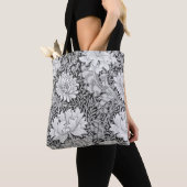Chrysanthemum Gray, William Morris Tasche (Von Nahem)