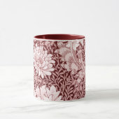 Chrysanthemum Maroon, William Morris Tasse (Zentrum)
