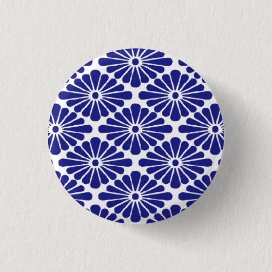 chrysanthemum petals badge button (Vorderseite)