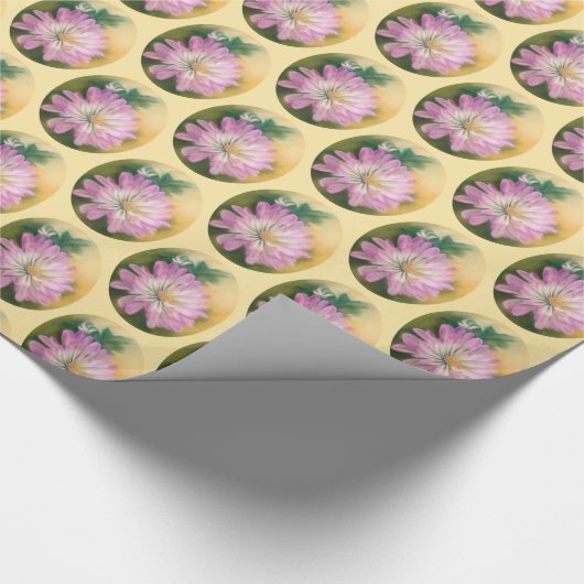 Chrysanthemum Pink und Cream Pastel Floral Geschenkpapier (Ecke)