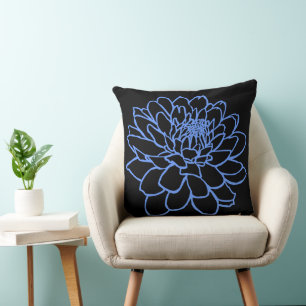 Chrysanthemum Zeichnend - Baby Blue auf Black Kissen