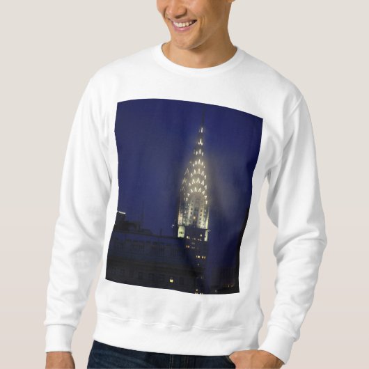Chrysler-Gebäude-Lit oben an der Dämmerung im Sweatshirt (Vorderseite)