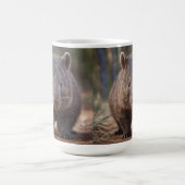 "Chubby Charm: Die Adorable Australian Wombat" Kaffeetasse (Mittel)