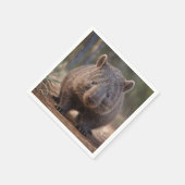 "Chubby Charm: Die Adorable Australian Wombat" Serviette (Ecke)