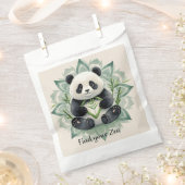 Chubby Panda sitzend in Lotus Pose Zen Geschenktütchen (Ausgeschnitten)