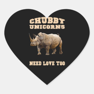 Chubby Unicorns brauchen Liebe zu Funny Rhino Prem Herz-Aufkleber