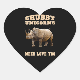 Chubby Unicorns brauchen Liebe zu Funny Rhino Prem Herz-Aufkleber