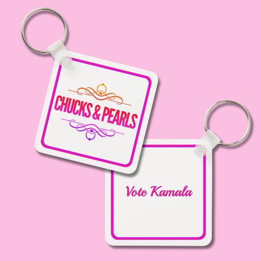 Chucks & Pearls Vote Kamala Schlüsselanhänger