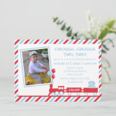 Chugga Chugga zwei Züge Geburtstag Einladung (Stehend Vorderseite)