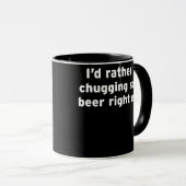 Chugging Some Beer Chug Funny Beer Belly Gift Tasse (VorderseiteRechts)