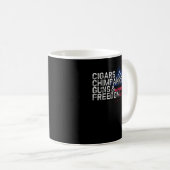 Cigars CHIMPANZEES Waffen & Freiheit Kaffeetasse (VorderseiteRechts)
