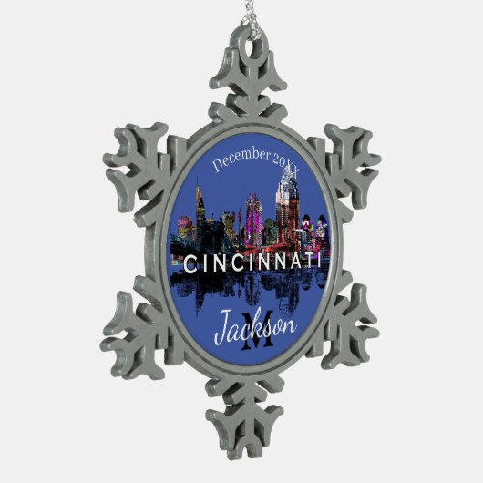 Cincinnati in Graffiti Schneeflocken Zinn-Ornament (Links)